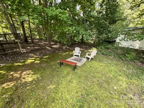 2458 Ridgecrest Dr, Stanley, NC 28164 photo 7