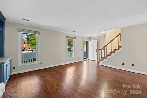 Living - 817 Mitchell Ave, Salisbury, NC 28144 photo 5 of 5