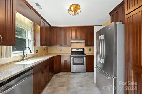 Kitchen - 817 Mitchell Ave, Salisbury, NC 28144 photo 1 of 4