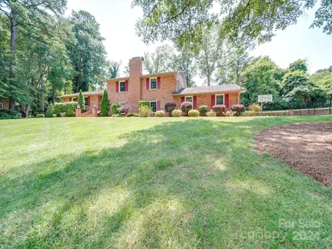400 Brook Ave, Concord, NC 28025