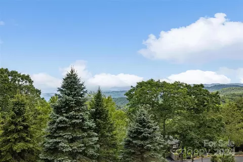 537 Oak Ridge Dr, Boone, NC 28607 photo 5