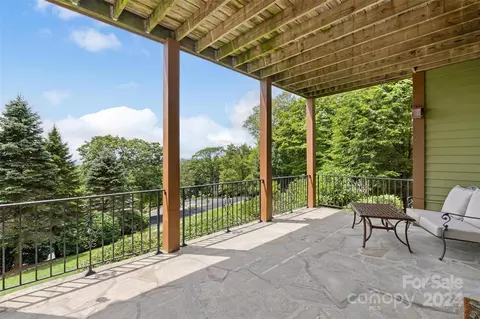 537 Oak Ridge Dr, Boone, NC 28607 photo 8