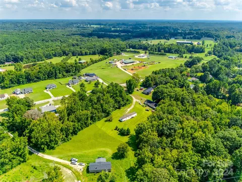 440 Pamela Rd, York, SC 29745