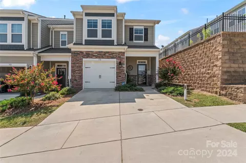 310 Bulrush Rd, Clover, SC 29710