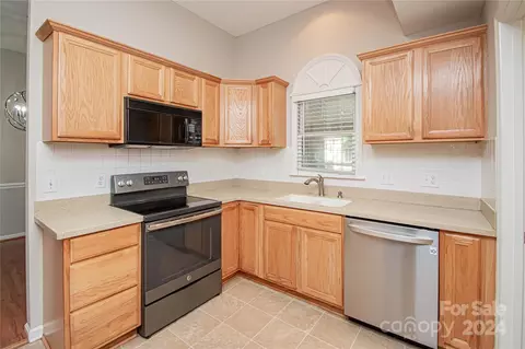 Kitchen - 2010 Wilson Ave, Monroe, NC 28110 photo 1 of 2