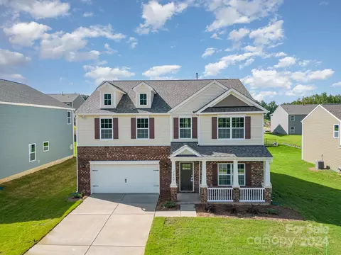 3842 Cullen Meadows Dr, Davidson, NC 28036