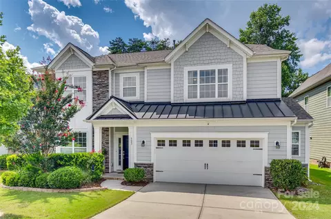 523 Brookhaven Dr, Fort Mill, SC 29708