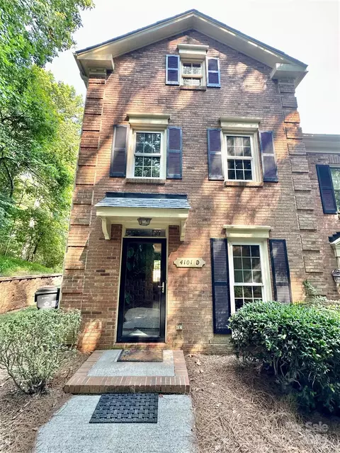4101 Ivystone Ct, Charlotte, NC 28277