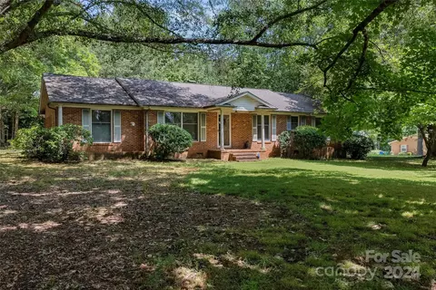 14205 Thompson Rd, Mint Hill, NC 28227