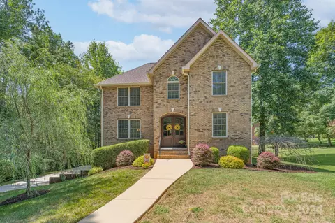 1622 Huntcliff Dr, Rock Hill, SC 29732