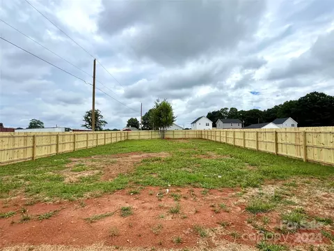 Other - 697 3rd Se St SE, Conover, NC 28613 photo 4 of 4