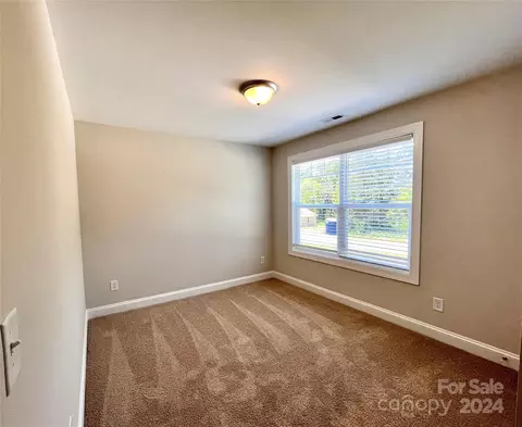 Bedroom - 798 2nd Se St SE, Conover, NC 28613 photo 3 of 4