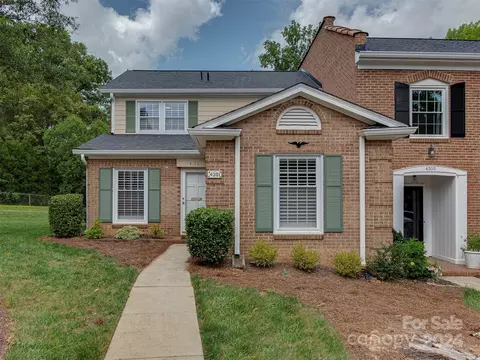 4301 Silo Ln, Charlotte, NC 28226