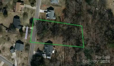 2088 Evergreen Dr, Newton, NC 28658
