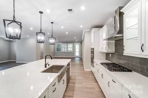3617 Marchers Trace Dr, Mint Hill, NC 28227