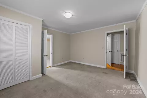 110 S Stephens St, Pilot Mountain, NC 27041 photo 20