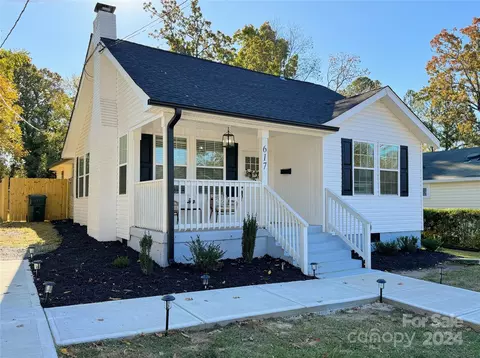 617 S Confederate Ave, Rock Hill, SC 29730
