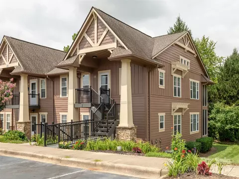 235 Deermouse 1106 Way #1106, Hendersonville, NC 28792