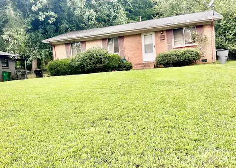 4925 Springview Rd, Charlotte, NC 28213