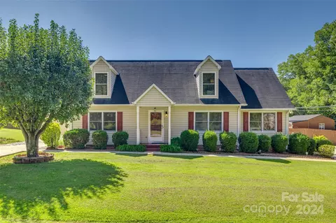 130 3rd Nw Ave NW, Conover, NC 28613