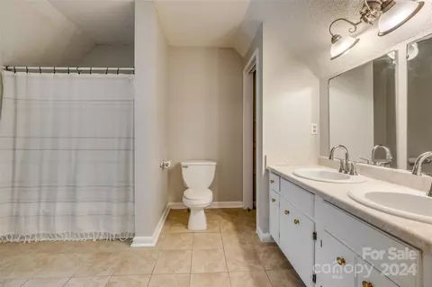 130 3rd Nw Ave NW, Conover, NC 28613 photo 8