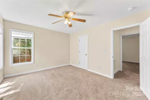 Bedroom - 1876 Summerfield Cir, Conover, NC 28613 photo 4 of 4