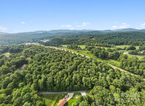 000 Thad Johnson Rd, Saluda, NC 28773 photo 6