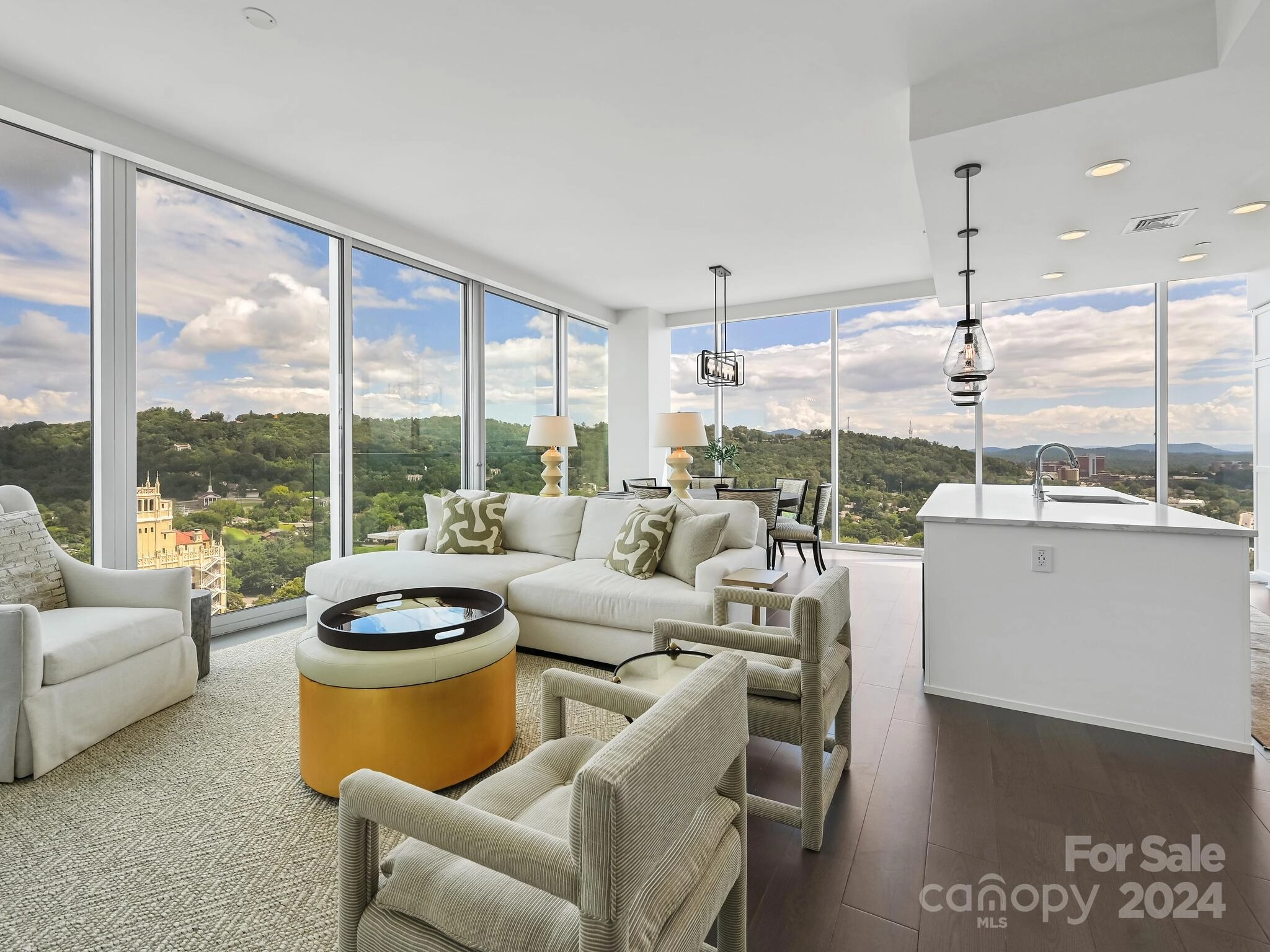 7 Patton 1702 Ave Unit 1702  