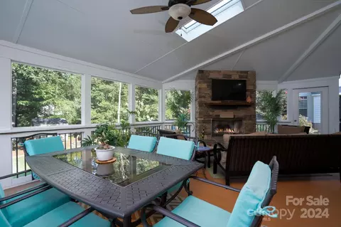 20131 Tailwind Ln, Cornelius, NC 28031
