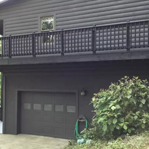 228 Barefoot Cv, Burnsville, NC 28714