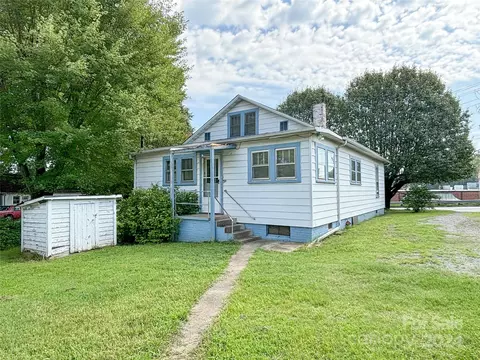 Exterior - 103 Section House Rd, Hickory, NC 28601 photo 2 of 5