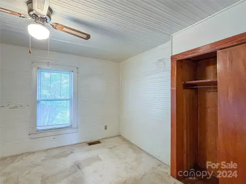 Bedroom - 103 Section House Rd, Hickory, NC 28601 photo 2 of 4