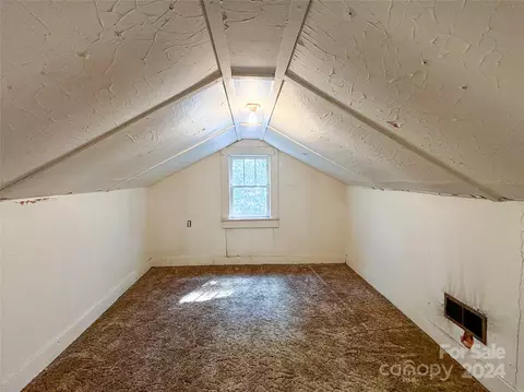 Bedroom - 103 Section House Rd, Hickory, NC 28601 photo 4 of 4