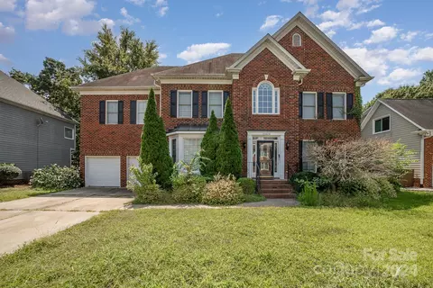 12420 Lazy Oak Ln, Charlotte, NC 28273