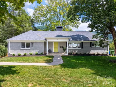 239 Kimberly Ave, Asheville, NC 28804
