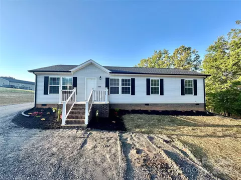 2560 10th Ne Ave NE, Hickory, NC 28601