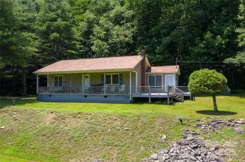 1220 Rock Creek Rd, Burnsville, NC 28714