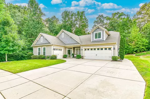12838 Hunting Birds Ln, Charlotte, NC 28278