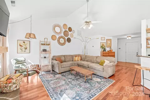 Living - 2804 Arrowhead Ct, Monroe, NC 28110 photo 1 of 2