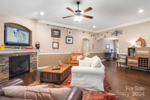 262 Renard Rd, Tryon, NC 28782 photo 6