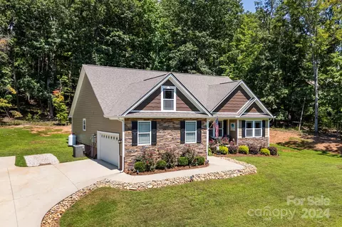 262 Renard Rd, Tryon, NC 28782