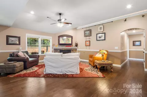 262 Renard Rd, Tryon, NC 28782 photo 5