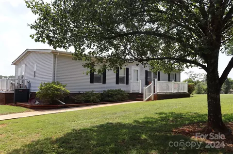 121 Sonoma 1 Dr #1, Cleveland, NC 27013