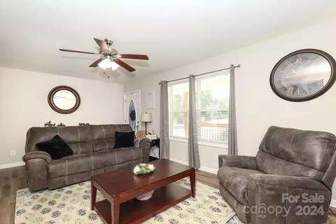 5904 Ruffner Ct, Wingate, NC 28174 photo 9