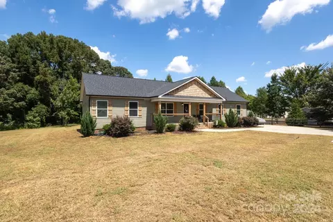 5904 Ruffner Ct, Wingate, NC 28174 photo 2
