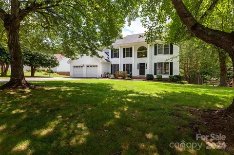 19609 Coachmans Trce, Cornelius, NC 28031