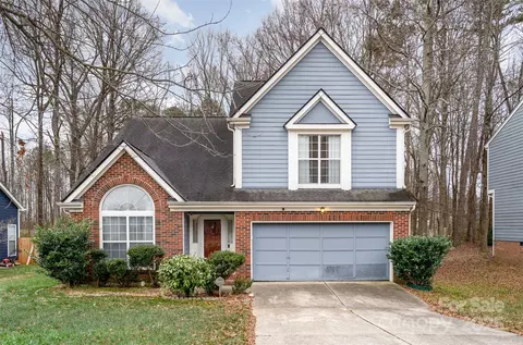 9318 Lake Spring Ave, Charlotte, NC 28216