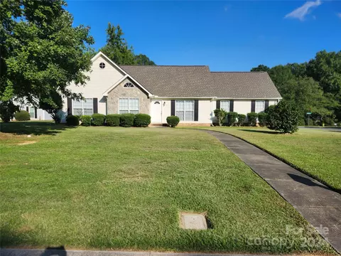 2141 Millstone Ln, Monroe, NC 28112