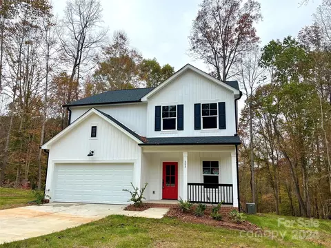 288 Bluegill Ln, Statesville, NC 28625