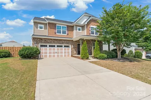 152 Chertsey Dr, Mooresville, NC 28115